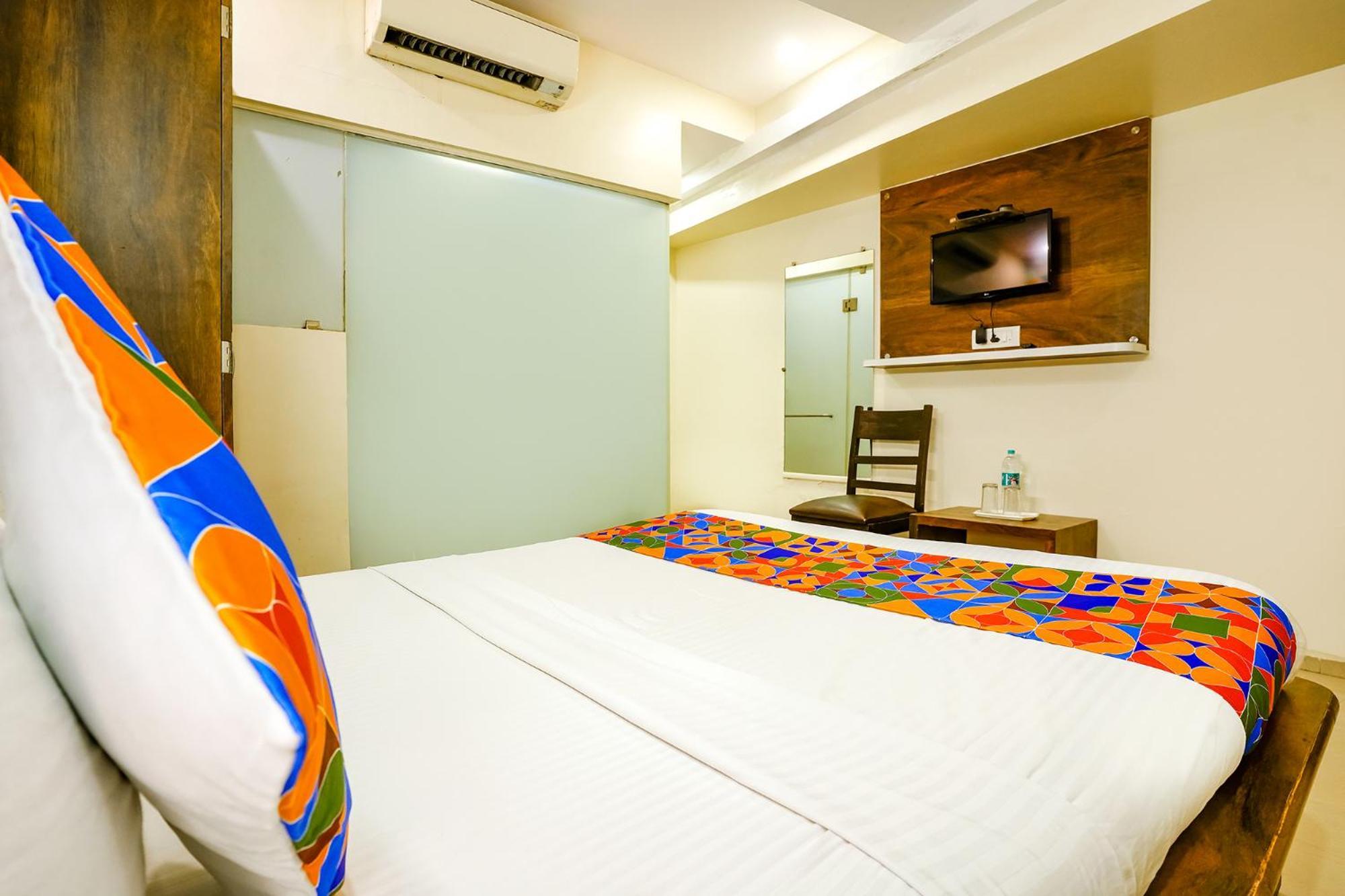 Hotel Naivedhya By Kwality Inn Thane Εξωτερικό φωτογραφία