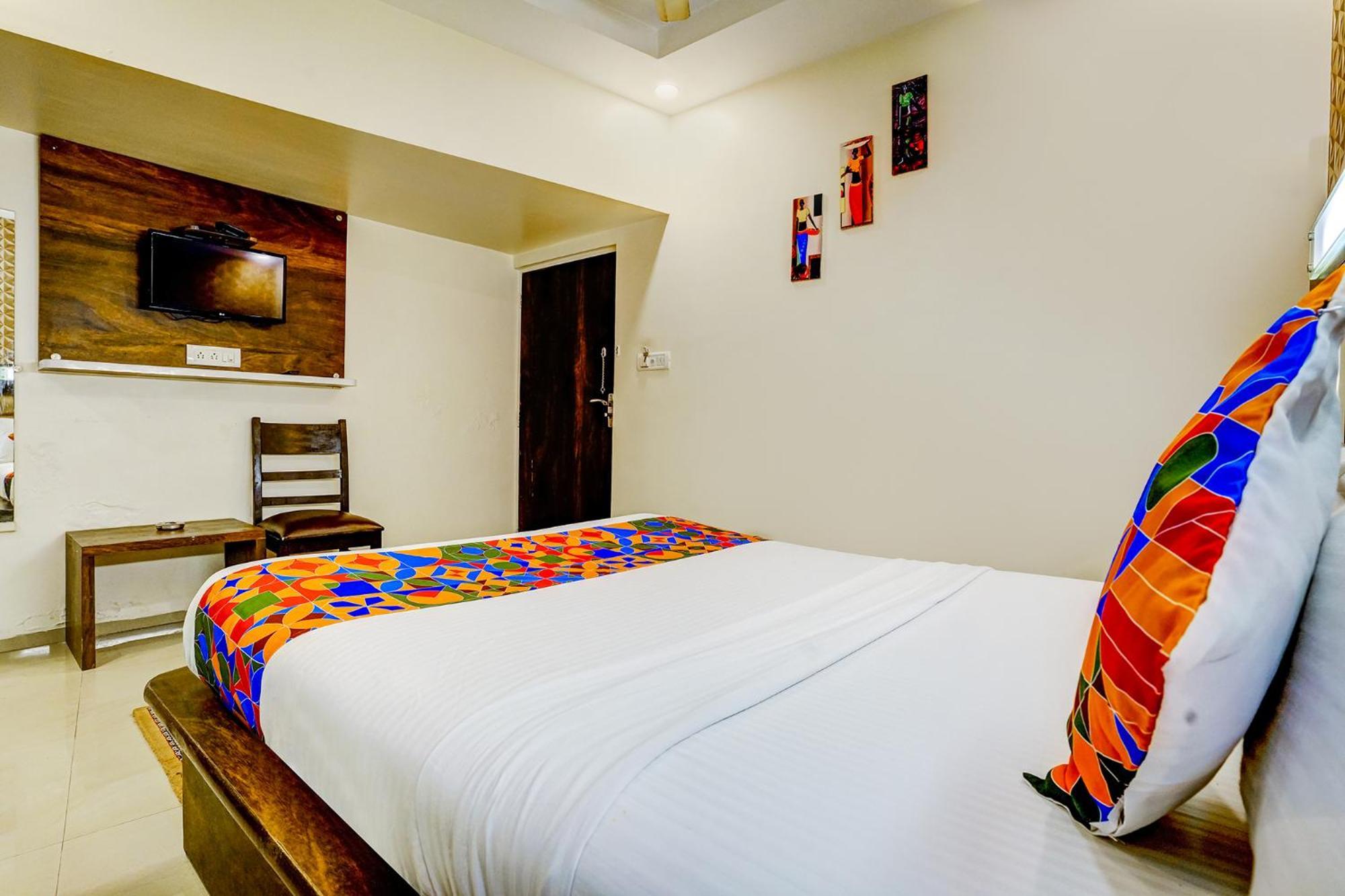 Hotel Naivedhya By Kwality Inn Thane Εξωτερικό φωτογραφία