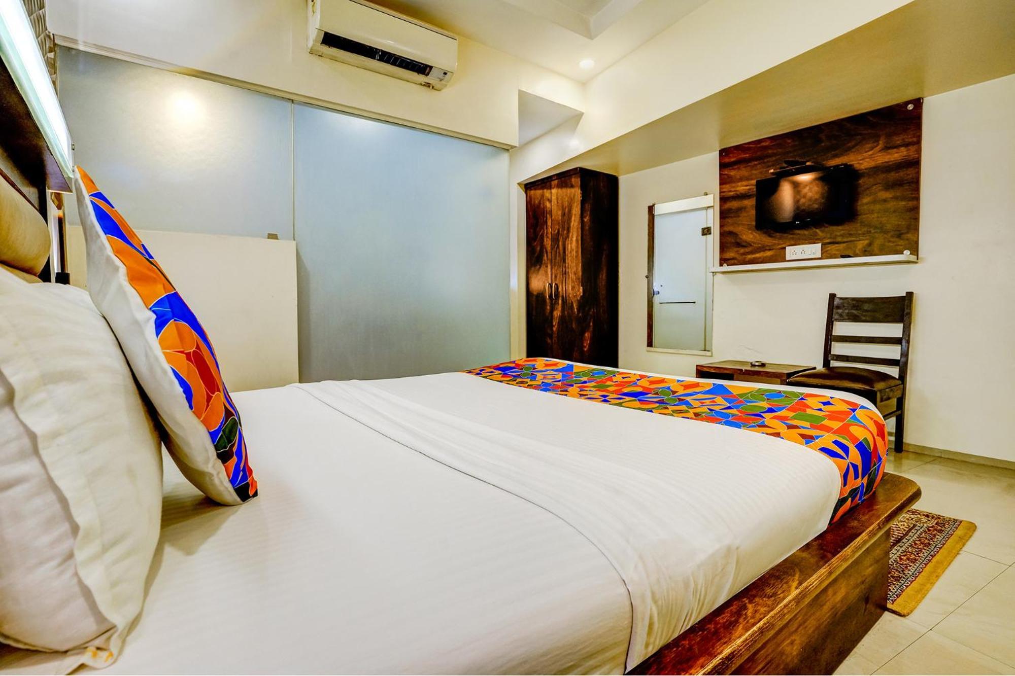 Hotel Naivedhya By Kwality Inn Thane Εξωτερικό φωτογραφία