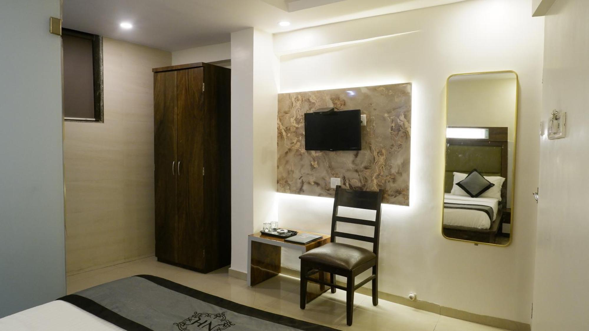 Hotel Naivedhya By Kwality Inn Thane Εξωτερικό φωτογραφία